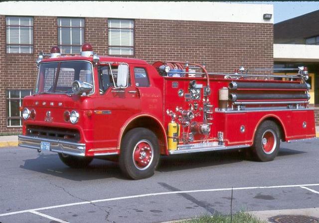 1970 Ford/Oren; C-900 Chassis, 534 S.D. Engine, Waterous CMB Pump (E11) Purchased 9/30/1970 as a pumper demo unit, She was known as the Red Rocket -Sold 11/30/1985